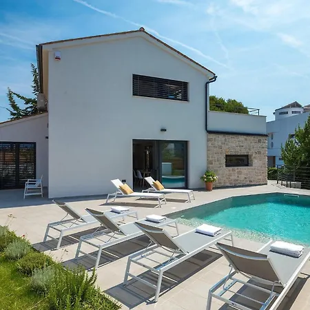 Stella Mare Ferienhaus *