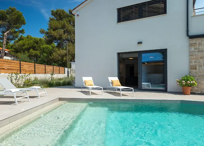 Stella Mare Ferienhaus Premantura